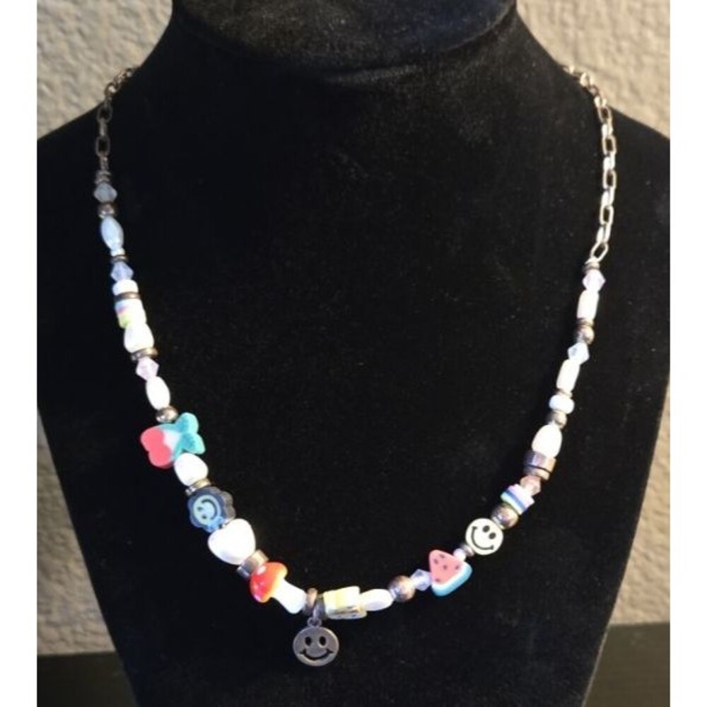 Y2K Smiley Face Necklace Rainbow Multicolor Beaded Choker Boho Hippie 90s 20"